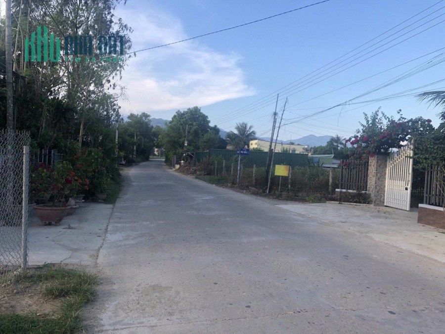 Bán lô đất Diên Lâm 2 mặt tiền đường lớn Diên Lâm Diên Khánh lh 0985451850