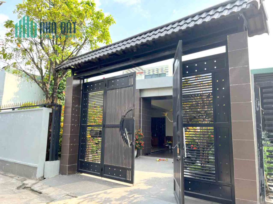 Bán Nhà 217m2_ 10x22m Gần Chợ Linh Xuân chỉ 7.5 Tỷ