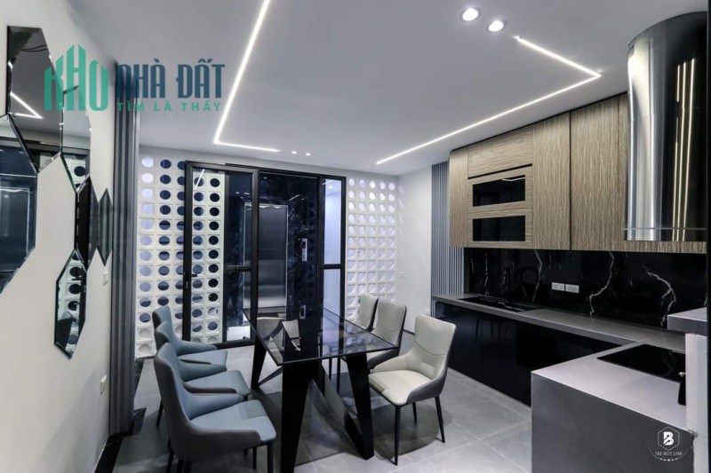 Bán Nhà Mặt Phố Mễ Trì, Kinh Doanh Mọi Loại Hình. DT 60m2, Giá 11 tỷ. 0979400492