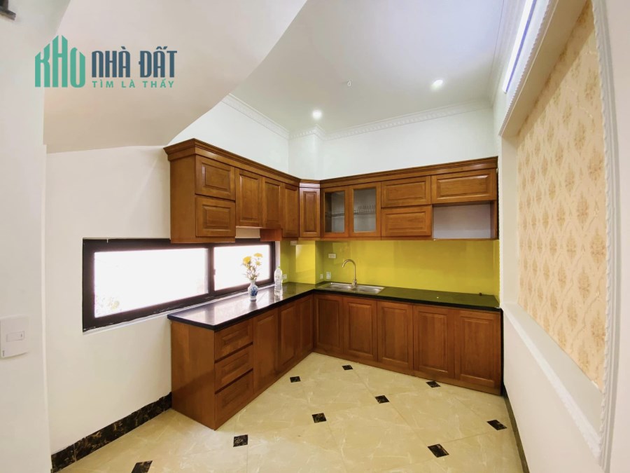 BÁN NHÀ ĐẶNG VĂN NGỮ-NGÕ 2 Ô TÔ CHÁNH. NHÀ 2 THOÁNG
