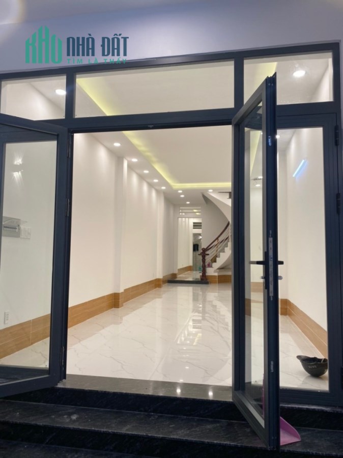 Bán Nhà Mặt Tiền Nguyễn Du Gò Vấp 4 Tầng 4 Phòng 90m2 Giá 12 Tỷ Còn Bớt