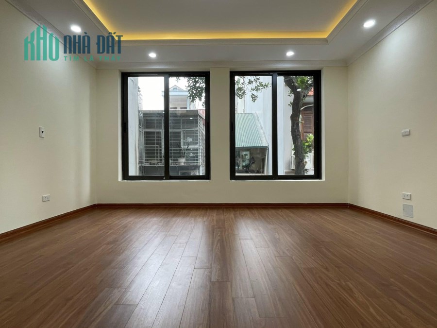 Cho thuê nhà Nguyễn Khang Cầu Gíây
