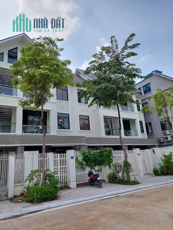 Bán nhà vườn 160m2 Geleximco Lê Trọng Tấn giá 12 t.ỷ
 Liên hệ Mr Thuận 0975159666