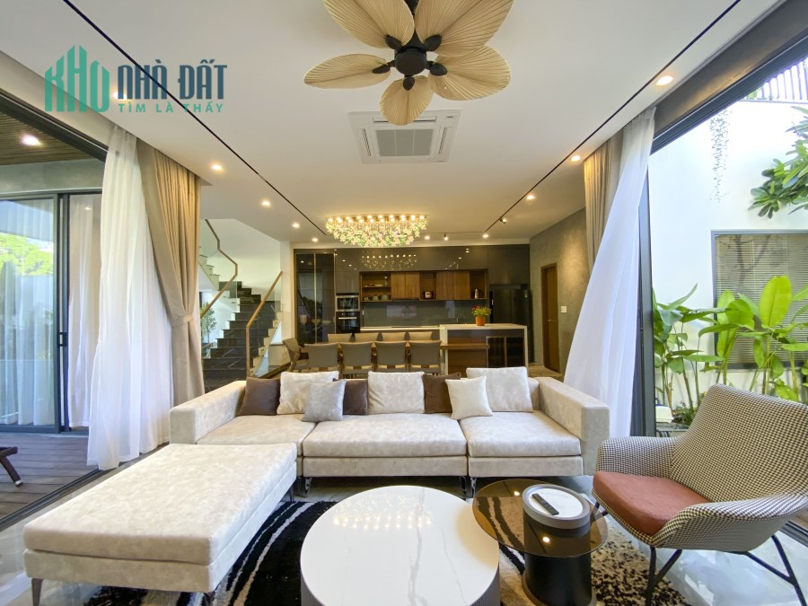 Bán nhà 3 tầng MT đường HUY CẬN, Hòa Cường Nam, Hải Châu. Giá chỉ 5,6 tỷ