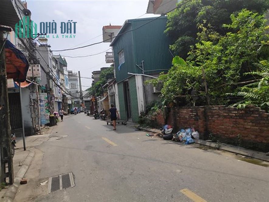 Bán gấp 275m đất Bắc Cầu view sông, lô góc, 3 thoáng, ô tô, giá đầu tư bất chấp chỉ hơn 2 tỷ.