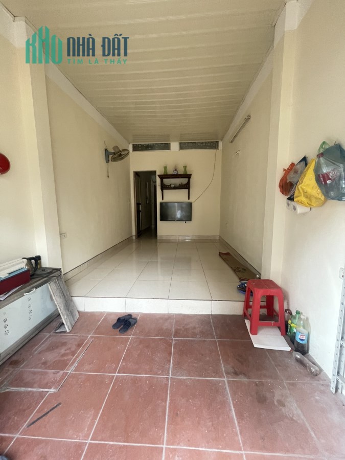 Nhà cấp 4 phường Phú Lãm, Hà Đông, ô tô morning lùi tận cửa, khu vực trung tâm, giao thông thuận lợi