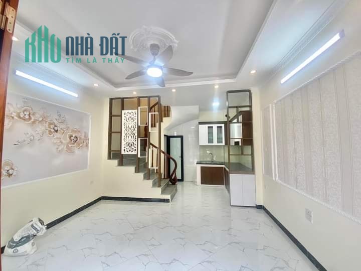 SIÊU HOT  BÁN NHÀ  PHỐ NGUYỄN BÌNH KHIÊM HBT 35MX4 NHỈNH 3 TỶ.