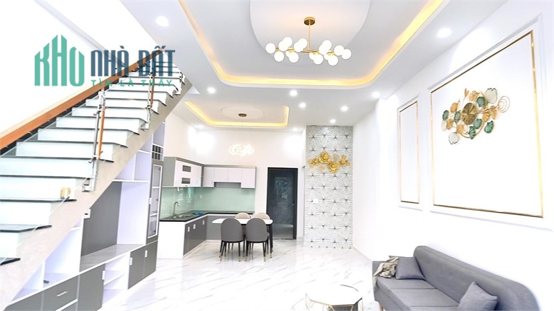 cần bán nhà 1 trệt 1 lầu P.Tam Hòa. Pháp lý sổ riêng 100% hoàn công đầy đủ