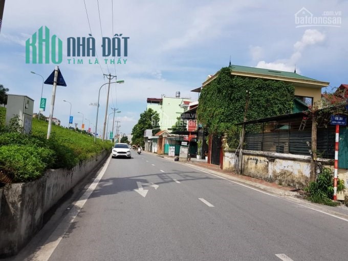 Bán đất vị trí siêu đẹp P.Ngọc Thụy,lô góc, 82M, MT 5M,ô tô đỗ cổng, Nhỉnh 2 tỷ