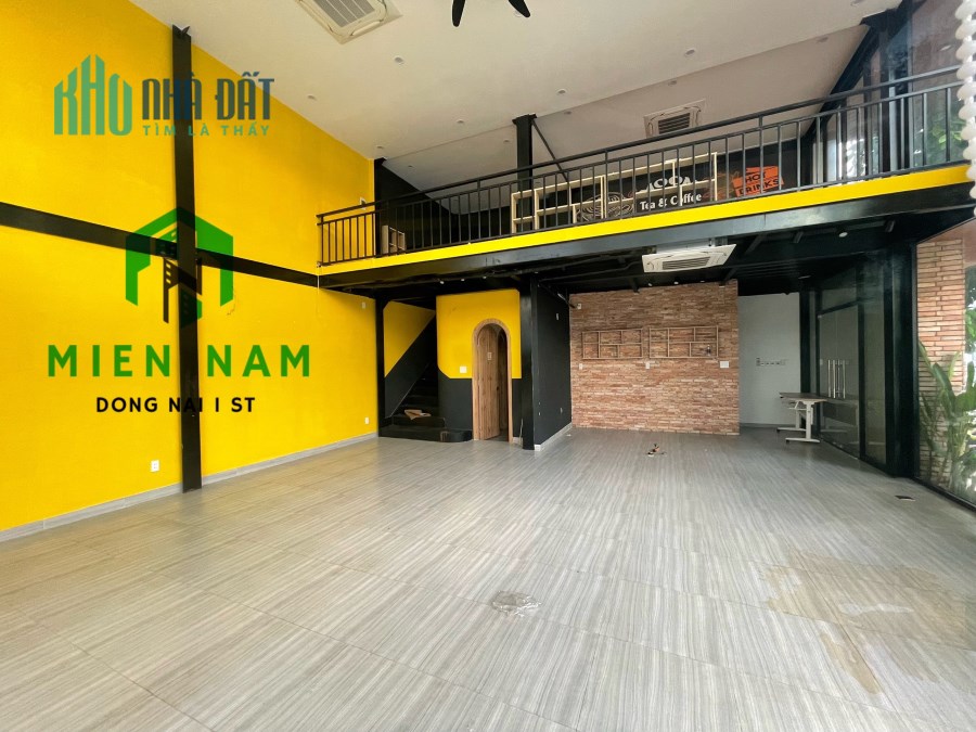 Cho thuê  mặt bằng đẹp căn góc 150m2, đường Đồng Khởi, giá 20 triệu