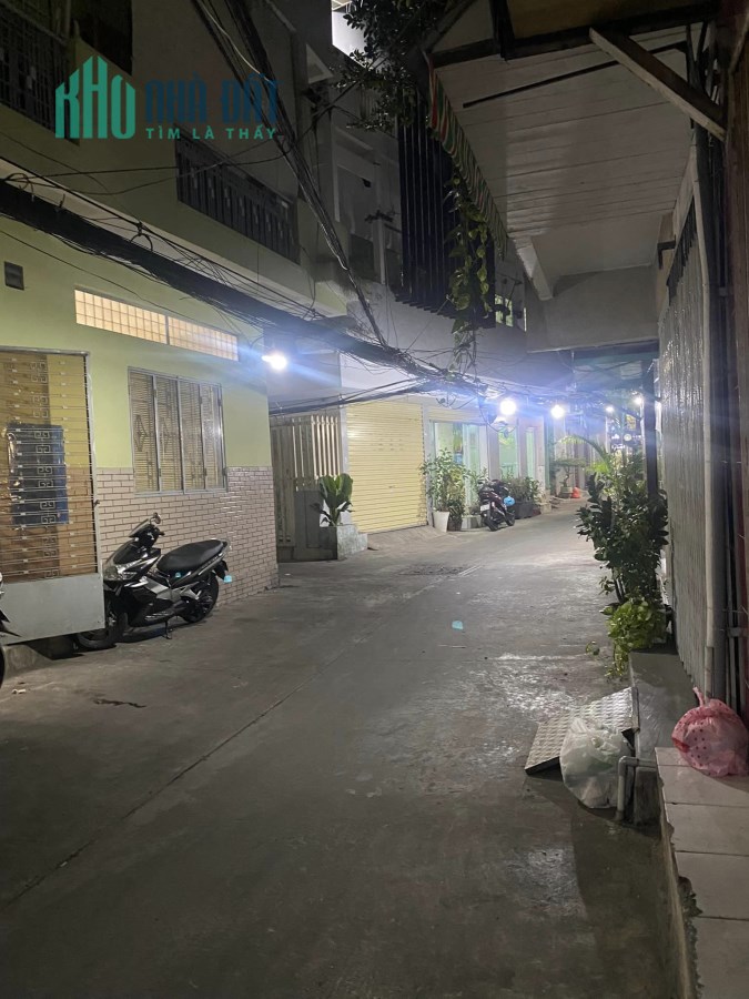 Q3 CÁCH 1 CĂN RA HẺM XE HƠI -THÔNG LÊ HỒNG PHONG, 3 THÁNG 2