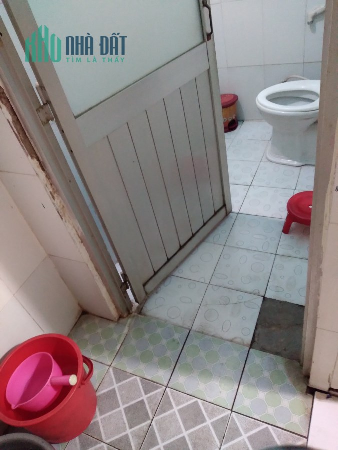 Bán nhà cấp 4 tại thị xã Tân Uyên, ,44m2, sổ chung, 720tr. Lh:0358454832