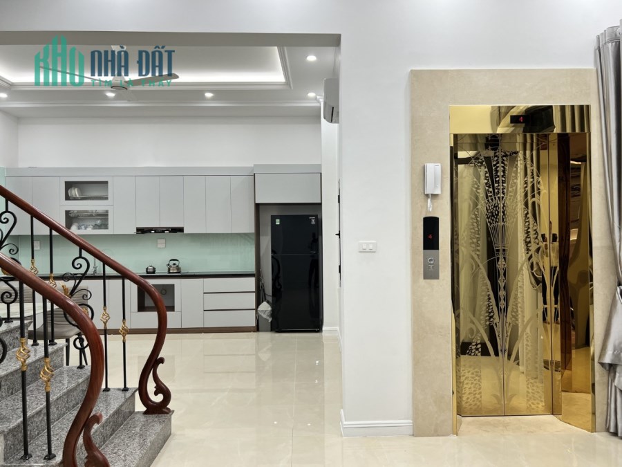 BÁN GẤP. NHÀ ĐẸP, XÂY MỚI, HIẾM PHỐ LÒ ĐÚC, HAI BÀ TRƯNG. DT80M2,5 TẦNG. Chỉ 18 tỷ.
