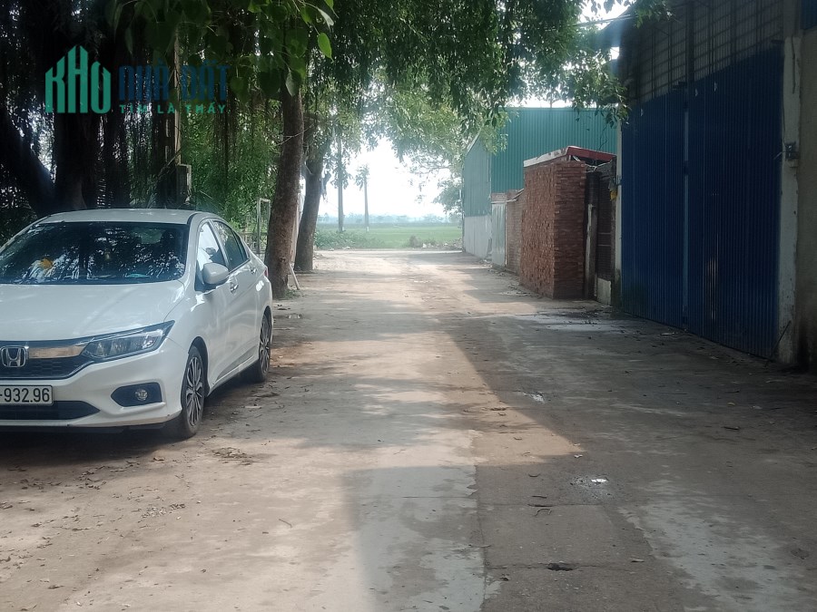 OTO! chỉ 900tr, Ở Sướng, Đầu Tư Tốt, Bán Đất Tam Hưng, Lh:0977690119(CC).