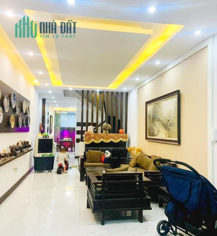 Bán Nhà Lương Ngọc Quyến, Hà Đông, 81m2 4tang 8ty vỉa hè kinh doanh, o to dừng đỗ.