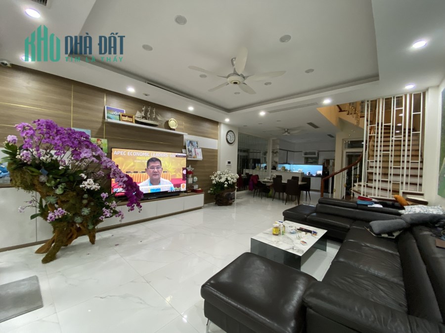 Liền kề Nguyễn Tuân 75m2 mặt tiền 5.5m nhà đẹp phân lô kinh doanh