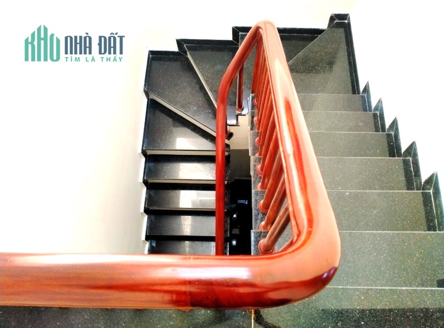 Cực Hot! Bán Nhà Nguyễn Trãi Cách Phố 50m, Lô Góc, Nhà Mới 30m x 4 Tầng Nhỉnh 4 Tỷ Lh 0969356066