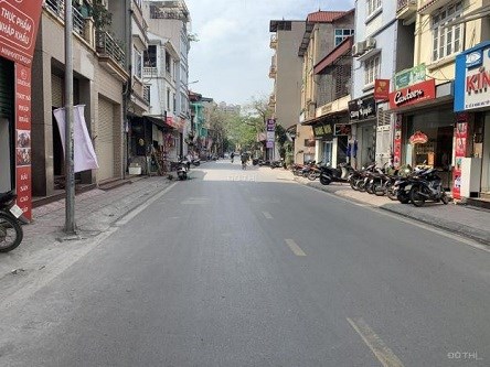 Bán gấp nhà 55m2 giá 5,2 tỷ gần Hoàng Như Tiếp, Quận Long Biên, Hà Nội