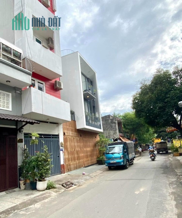 Bán Nhà Hẻm Đẹp Nhất Tân Sơn Nhì, Hơn 80m2, Hẻm 8M Như Mặt Tiền, Chỉ 7 tỷ xxx