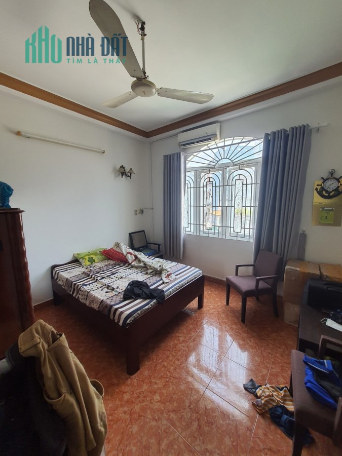 Bán nhà Tân Phú Lê Trọng Tấn 40m2 HXH 3 tầng Nhỉnh 4ty