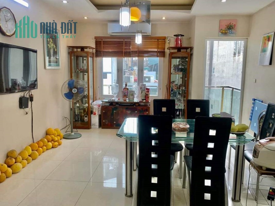 Tôi bán nhà liền kề KĐT Văn Phú cạnh khu La Casta 92m2 chỉ 10.18 tỷ. LH 0989.62.6116