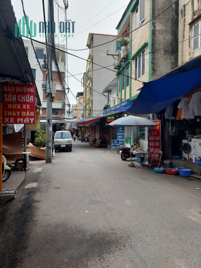 Bán gấp nhà Lai Xá 40m, KD, ô tô tải, giá 3.65 tỷ