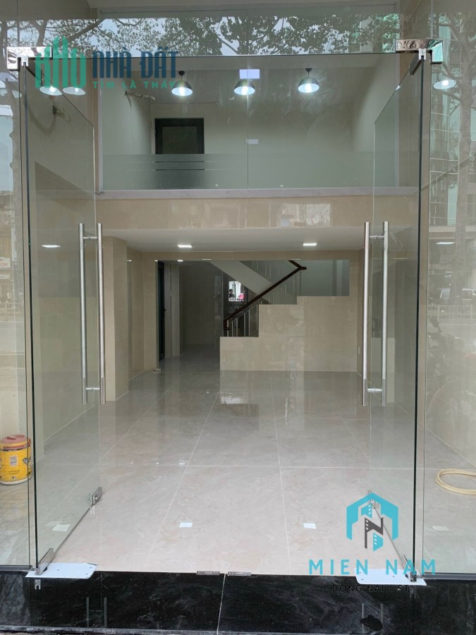 Bán nhà  mặt tiền kinh doanh Trần Hưng Đạo Q1 thành phố hồ chí minh
