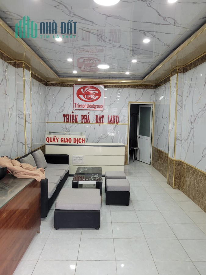 Nhà bán Quận 10, MT Lê Hồng Phong, ngang 4m chỉ 8.8 tỷ