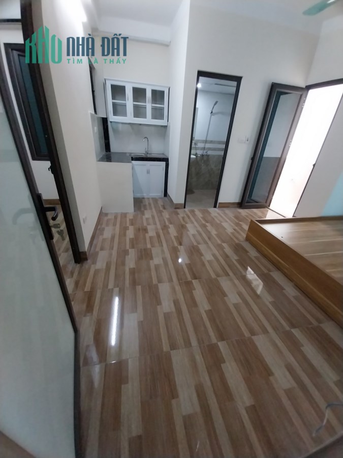 Cho Thuê Phòng 2 ngủ full nội thất cực rẻ 5tr/th thang máy hiện đại thoáng tại Thanh Liệt Thanh Trì