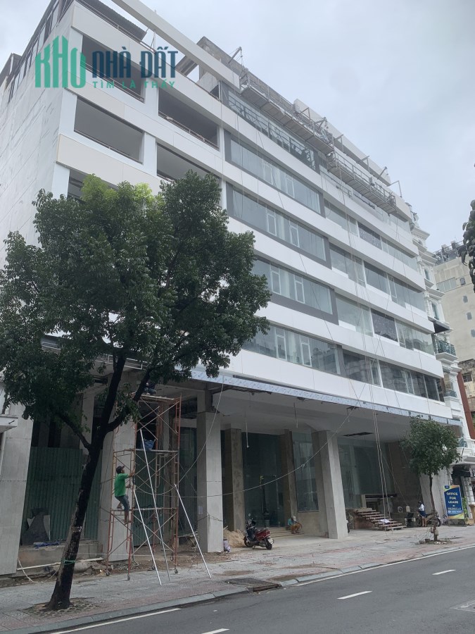 Mặt bằng cho thuê làm văn phòng 200 Lý Tự Trọng Quận 1, vị trí đẹp  giá tốt. LH 08339922222