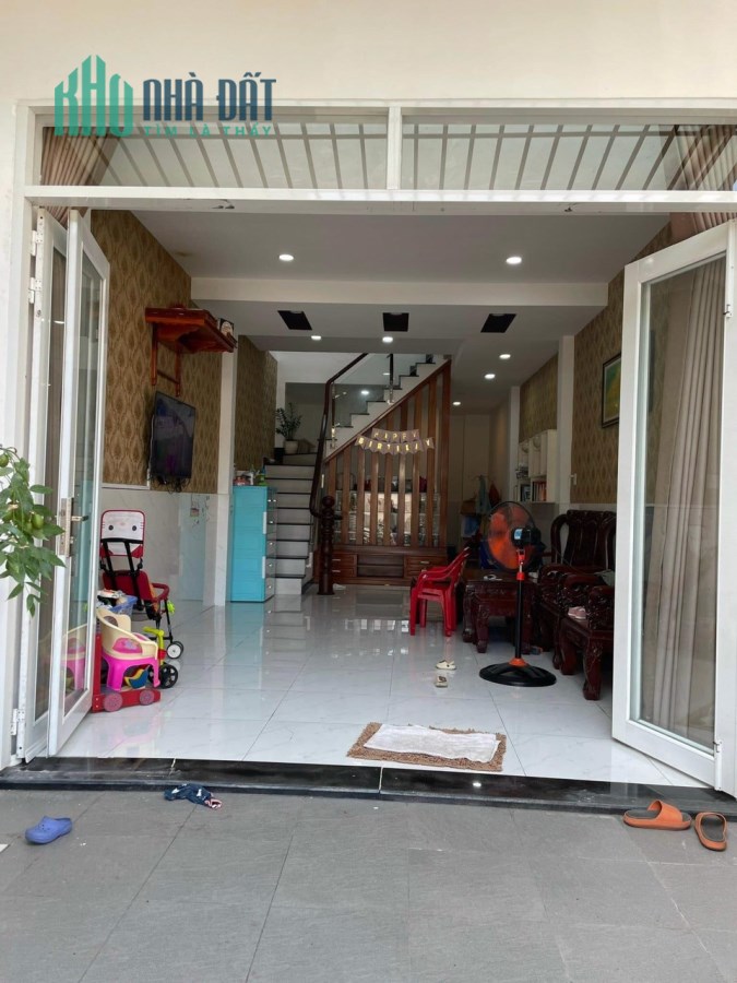 Nhà 1trệt 1lầu, hẻm oto đường số 7, P. Linh Trung Thủ Đức, dt 66m2