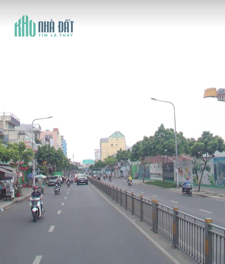 Bán nhà mặt tiền đường lũy bán bích, 2 tầng, đường nhựa 30m, 60m2 chỉ 12.6 tỷ