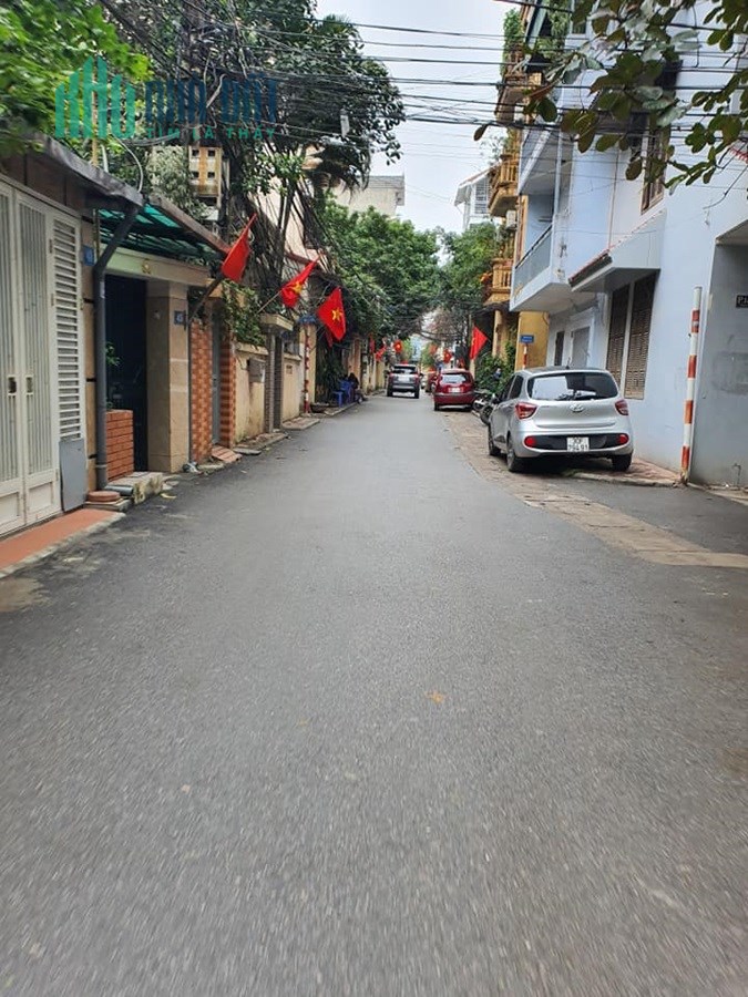 Bán nhà 3 tầng, diện tích 35m2 cách mặt đường Nguyễn Trãi 30m: giá 4,5 tỷ