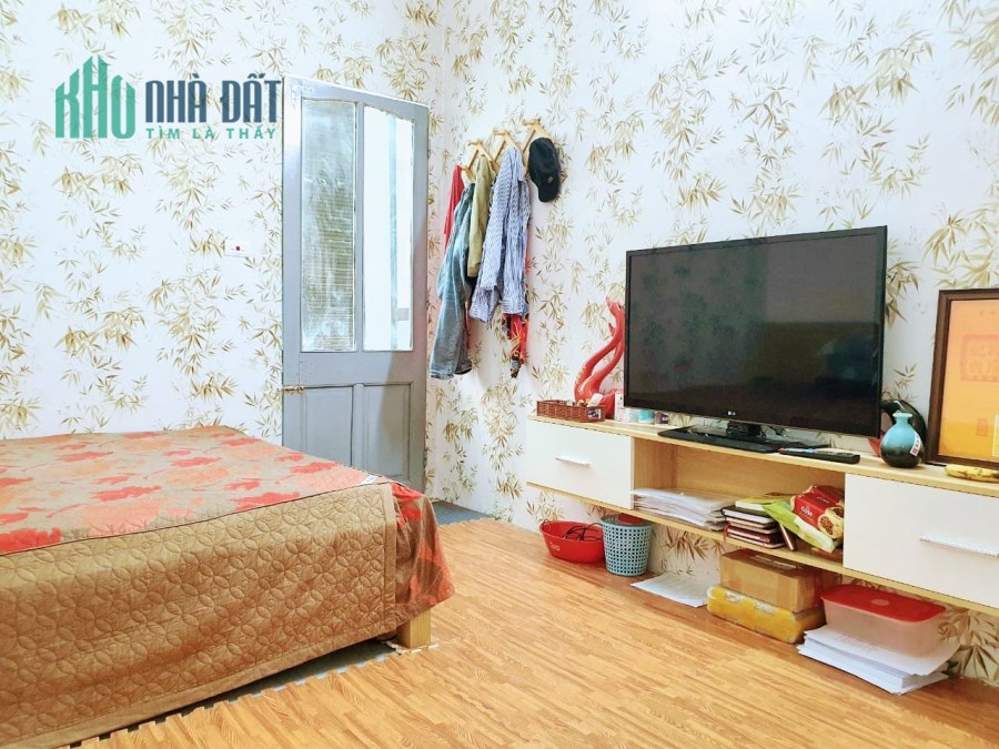 6.1 tỷ nhà Thái Thịnh, ngõ ba gác, 38m2 x 5 tầng, lô góc 2 mặt tiền, kinh doanh đỉnh