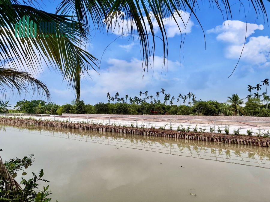 Bán đất thuận tiện buôn bán kinh doanh