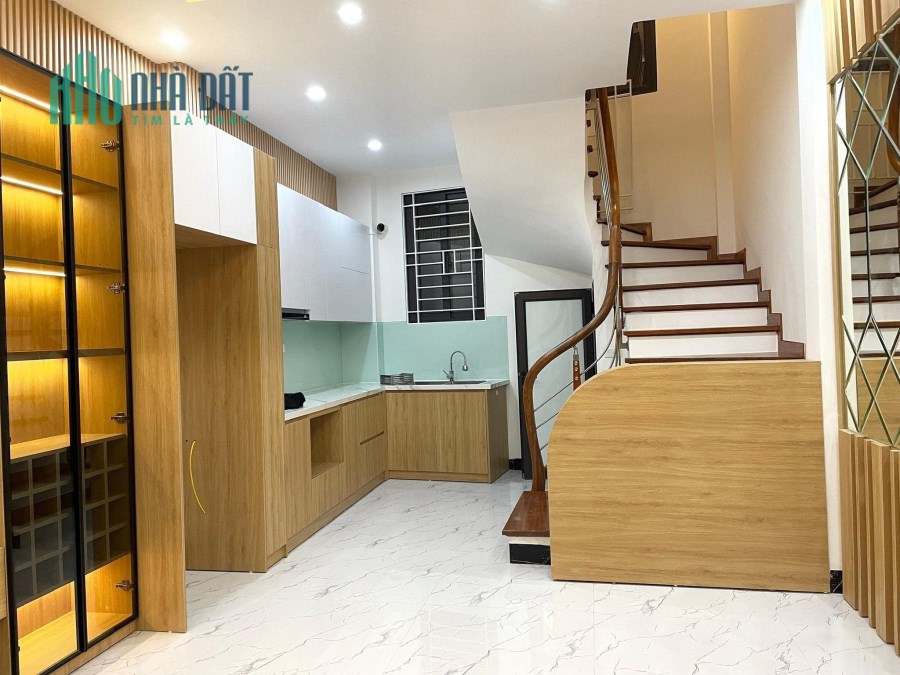 SIÊU HIẾM BÁN NHÀ ĐÊ TRẦN KHÁT CHÂN HBT 40MX4, 4 PN, CHỈ 2,9 TỶ



BÁN NHÀ BẠCH MAI HAI BÀ