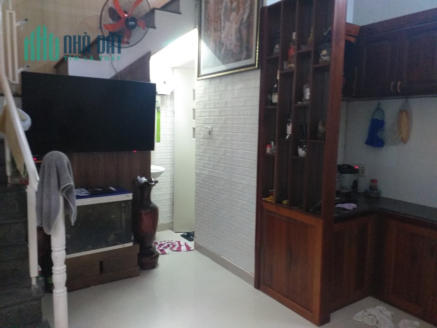 .Nhà Nguyễn Văn Linh, sát Mặt Tiền, 2 tầng, 2 mê đúc, 1.32 tỷ