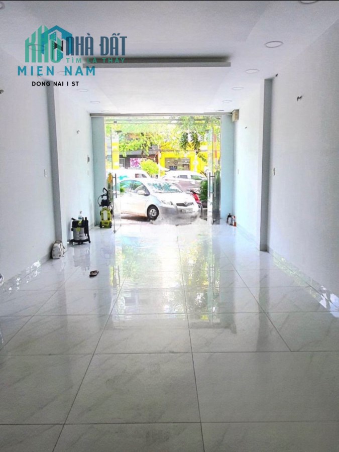 Cho thuê 1T2L mặt tiền Đồng Khởi , bệnh viện đa khoa Đồng Nai