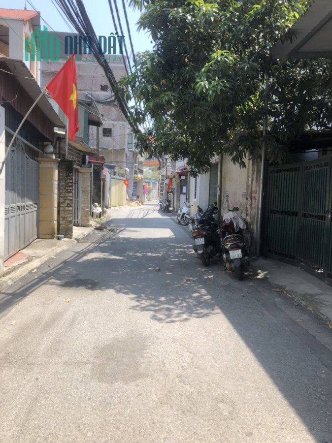 Bán gấp đất phường Thạch Bàn, ô tô, KD, 100 m2, MT 5 m, chỉ 3,7 tỷ.