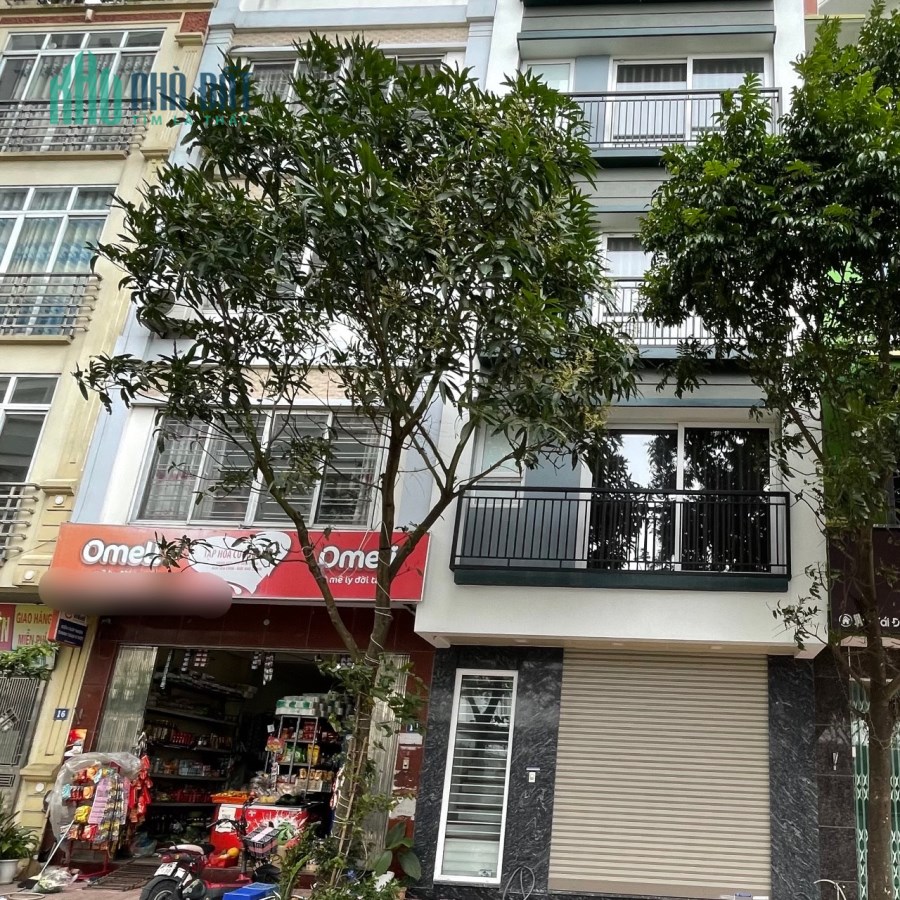 Nhà Ngọc Lâm, ô tô tránh thông,vỉa hè, kinh doanh sầm uất tấp nập, 100m*5T, MT5m, 15 tỷ