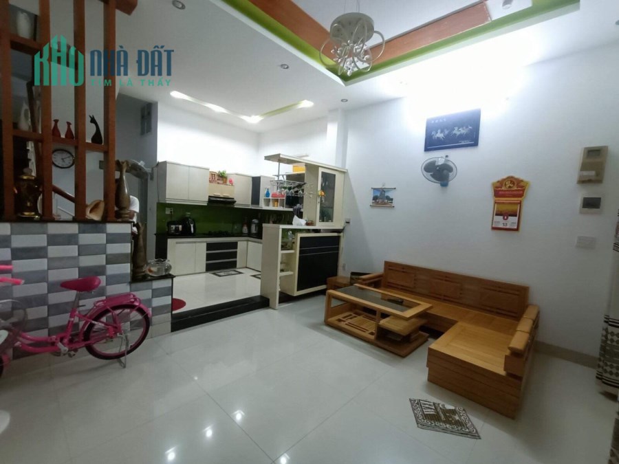 BÁN NHÀ HẢI CHÂU -  LÔ GÓC Ô TÔ - VÀI BƯỚC RA PHỐ - CÔNG NĂNG ĐẦY ĐỦ - CHẤT LƯỢNG KHỎI CHÊ - XEM LÀ