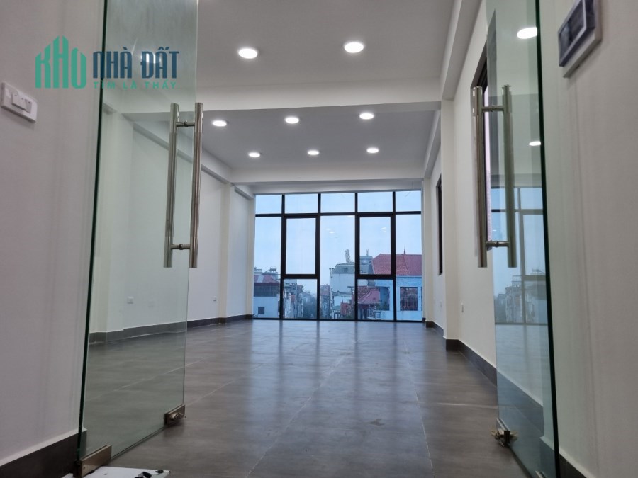 Cho thuê cửa hàng mặt phố Ngô Xuân Quảng –Trâu Quỳ, Lô góc 70m2 1 tầng.0982852808