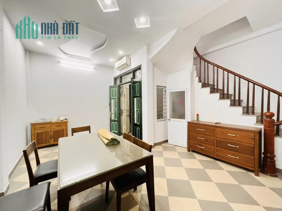 BÁN GẤP HAI BÀ TRƯNG, NGÕ THÔNG, Ô TÔ, 46M x 5T NHỈNH 4 TỶ 0901753139
