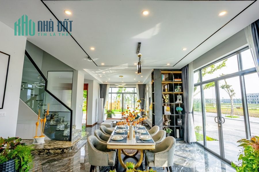NHÀ PHỐ 3 TẦNG VIEW CÔNG VIÊN ĐỐI DIỆN ĐƯỜNG 100M VÕ NGUYÊN GIÁP !