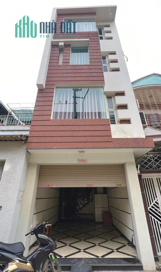 Cho thuê nhà riêng 4 tầng 4 ngủ GIÁ 15 triệu tại Đồng Quốc Bình ngõ ô.tô