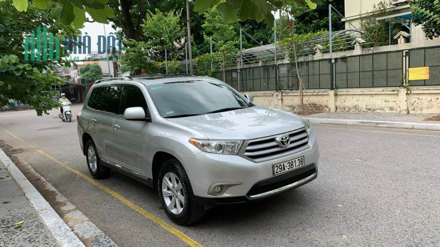 Bán xe Toyota Highlander 2.7 SE 2011 nhập Mỹ nguyên chiếc Quảng An, Tây Hồ, Hà Nội
