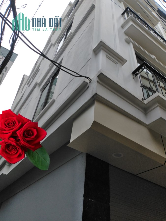 Nhà mới lô góc ô tô qua 5 tầng giá 4.2 tỷ Bằng A, Linh Đàm, Q. Hoàng Mai