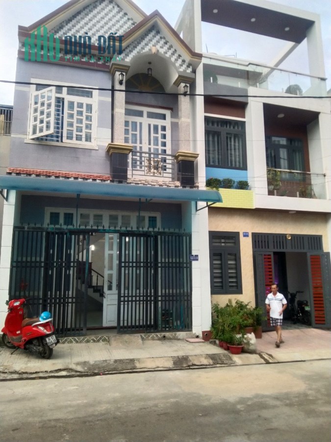 Ngộp Xoắn Bán  Nhà Mặt Tiền  Đường Phan Bội Châu,TP Dĩ An 66m2  chỉ 3.8 tỷ TL