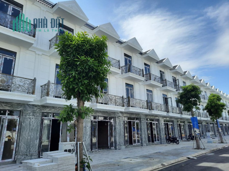 CHÍNH CHỦ CẦN BÁN NHÀ KHU DÂN CƯ CAO CẤP TP DĨ AN - BÌNH DƯƠNG. LIÊN HỆ: 085 2867777