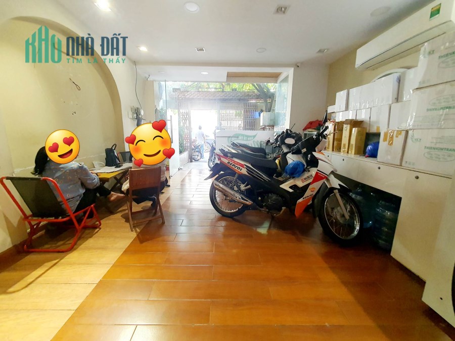 TÔI CHỦ BÁN NHÀ 4 LẦU MẶT TIỀN ĐƯỜNG XE HƠI 10M LÝ CHÍNH THẮNG, P9 TRUNG TÂM Q3 GIÁ CHỈ 15 TỶ.